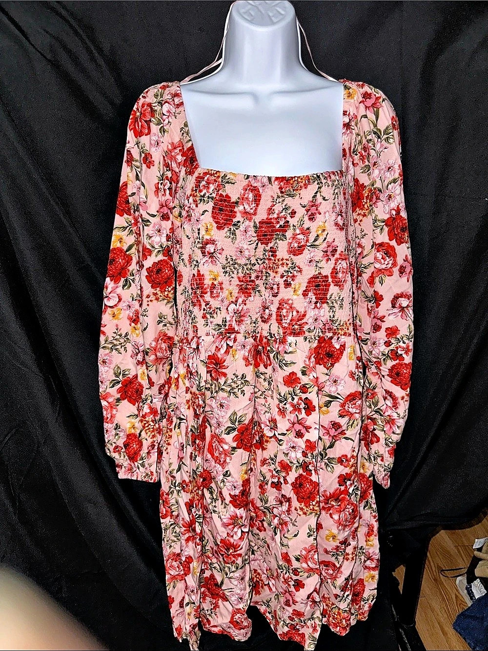 Old Navy Floral Mini Dress in Pink & Red Like New